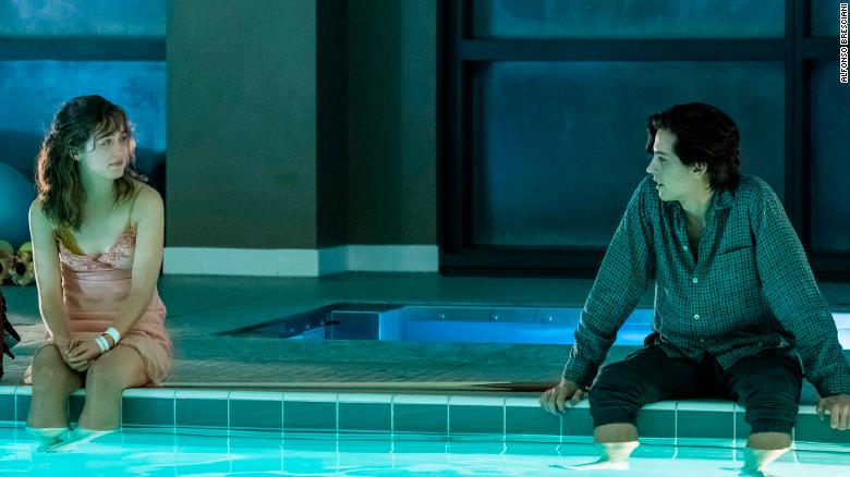 ‘Five Feet Apart’ injects new wrinkle into ill-teen romance