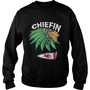 Sweatshirt Kansas City Chiefs Chiefin Weed Smoke shirt