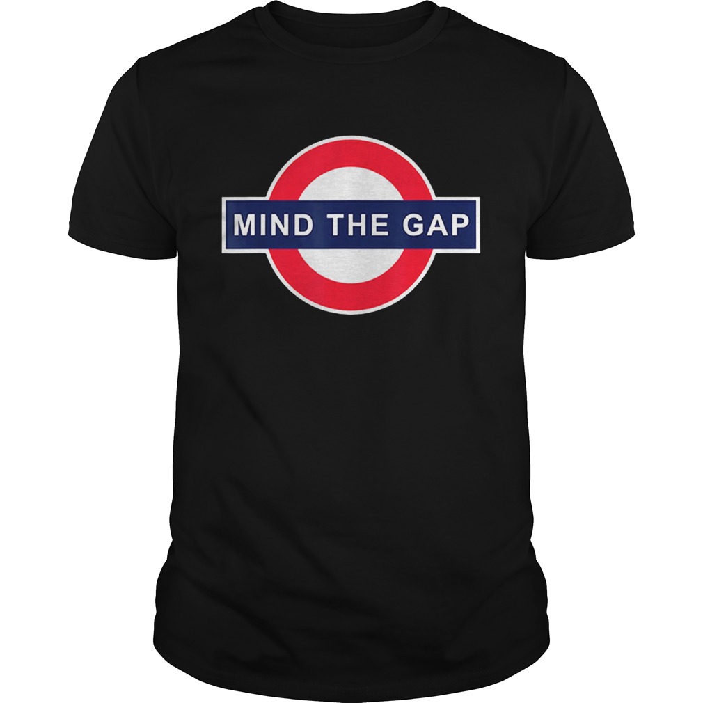 Top Mind The Gap Logo shirt