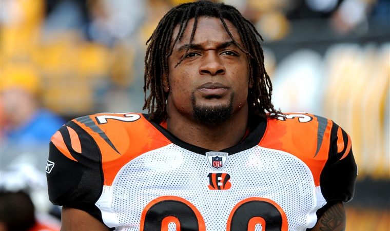 Former NFL RB Texas Longhorn Cedric Benson dies at 36 in motorcycle accident