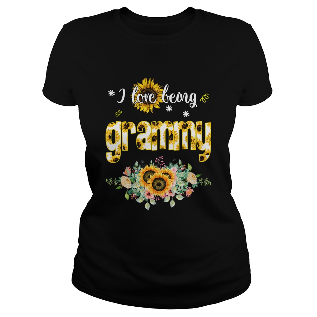 I Love Being Grammy Sunflower TShirt Classic Ladies