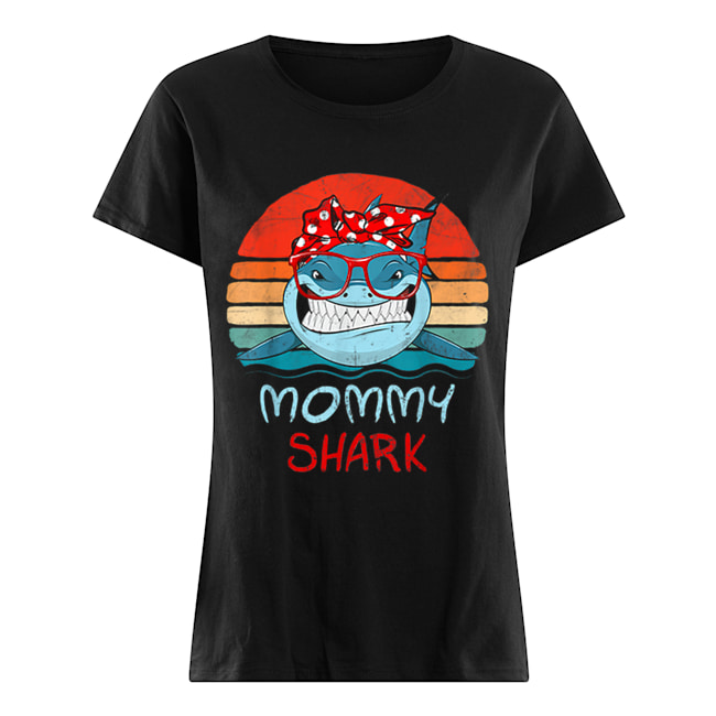 Vintage Retro Mommy Sharks Glasses Shirt Classic Women's T-shirt