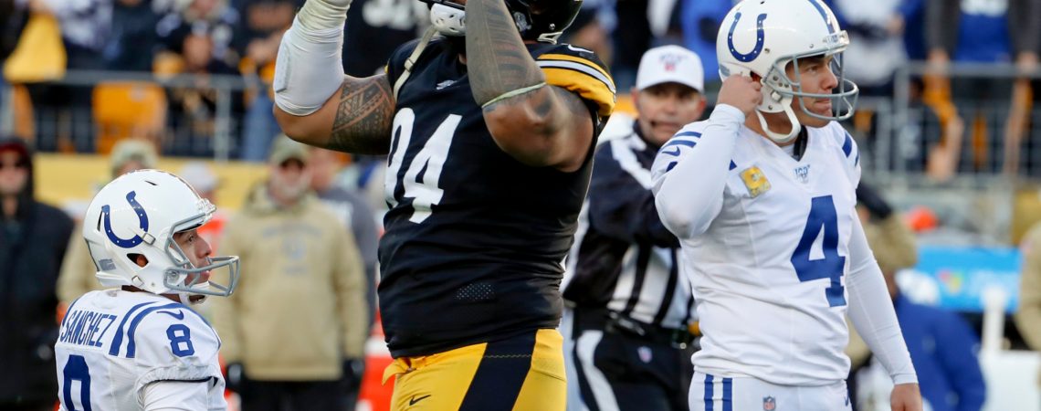 Colts Facing Difficult Decision on Adam Vinatieri’s Future