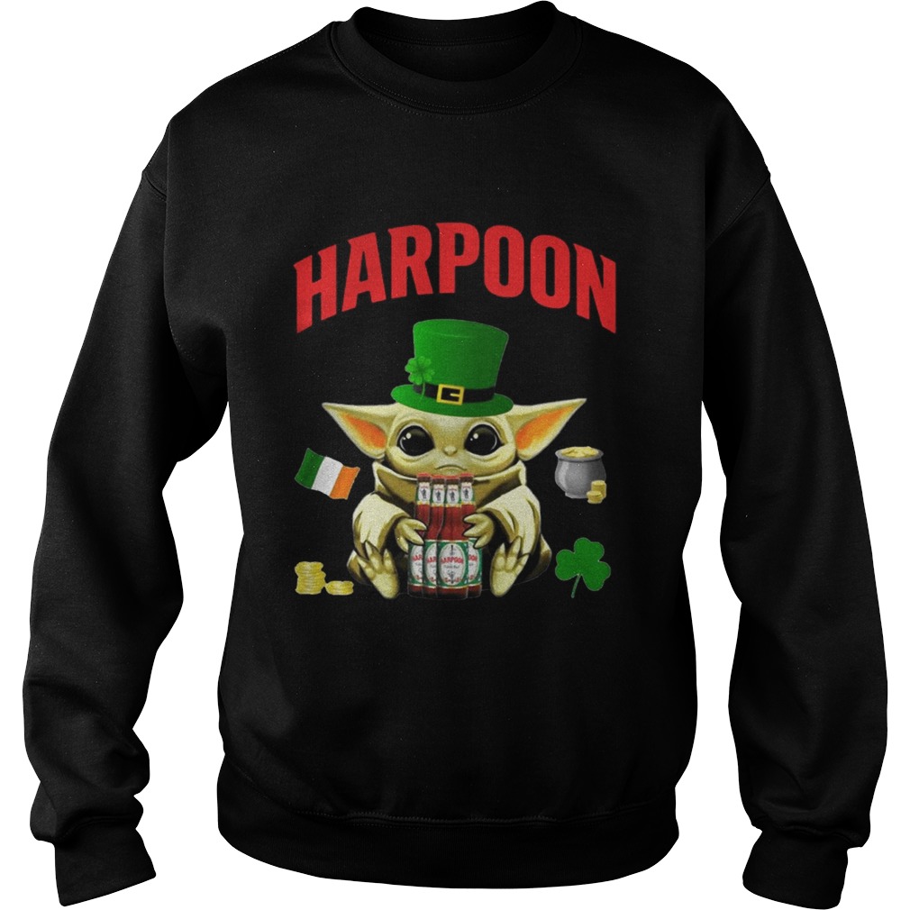 St Patricks Day Baby Yoda Hugging Celtic Ale Beer Harpoon Sweatshirt