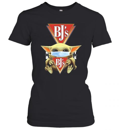 Baby Yoda Hug BJ'S Restaurant Brewhouse T-Shirt Classic Women's T-shirt