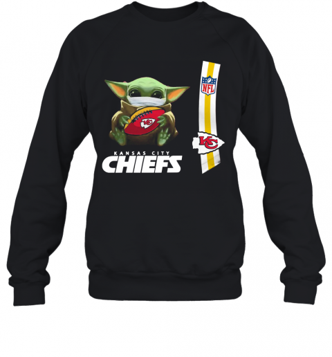 Baby Yoda Mask Hug Kansas City Chiefs Ball NFL T-Shirt Unisex Sweatshirt