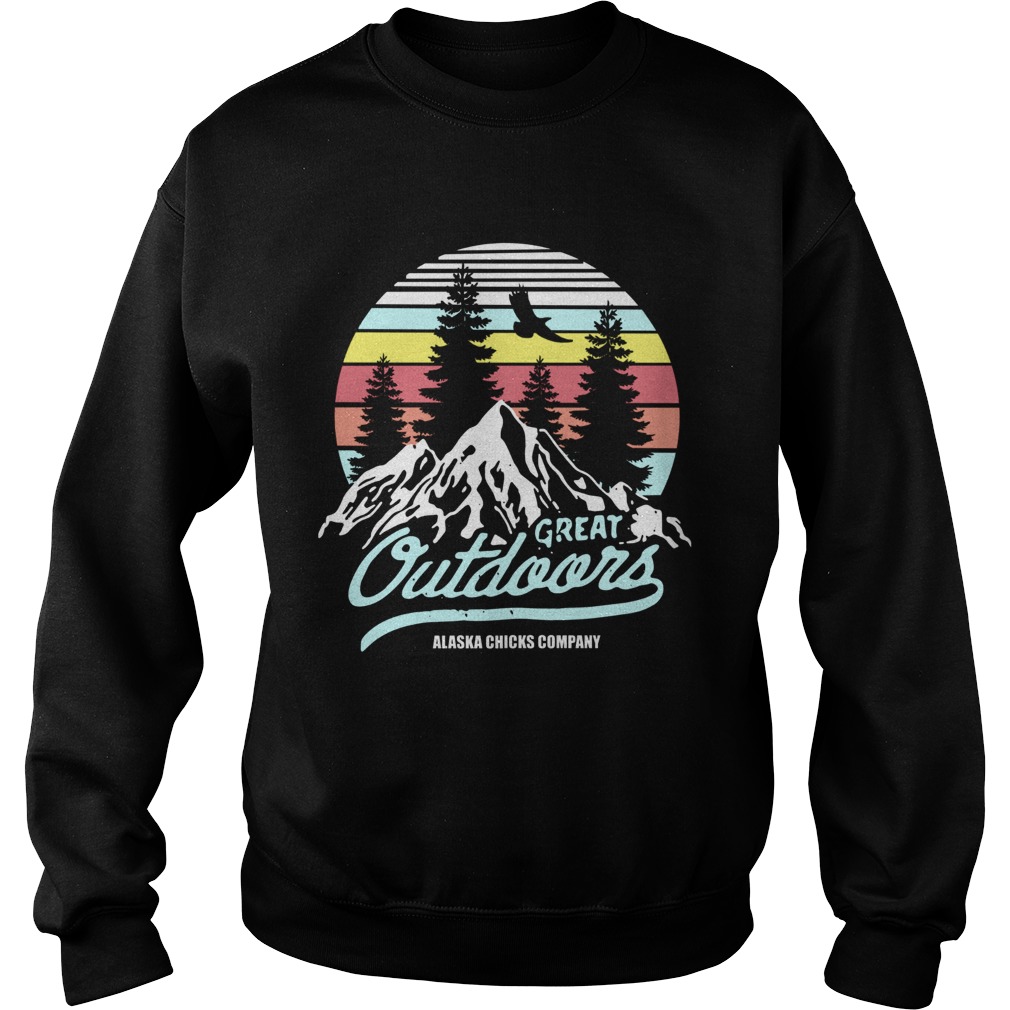 Great Outdoors Alaska Chicks Company Vintage Sweatshirt