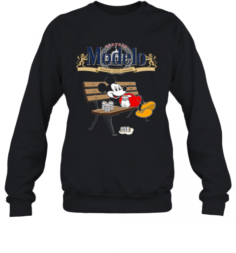 Mickey Mouse Drink Cerveza Modelo T-Shirt Unisex Sweatshirt