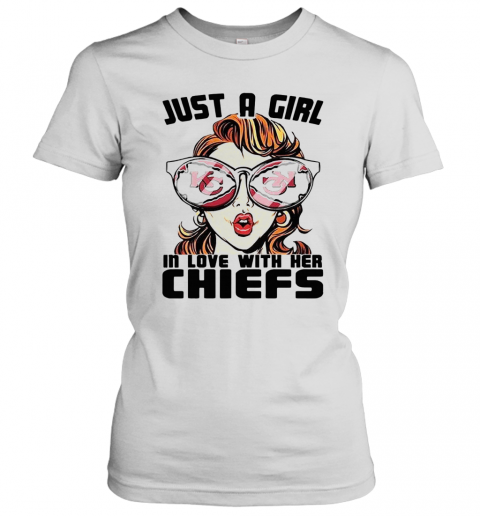 Just A Girl In Love With Her Chiefs T-Shirt Classic Women's T-shirt