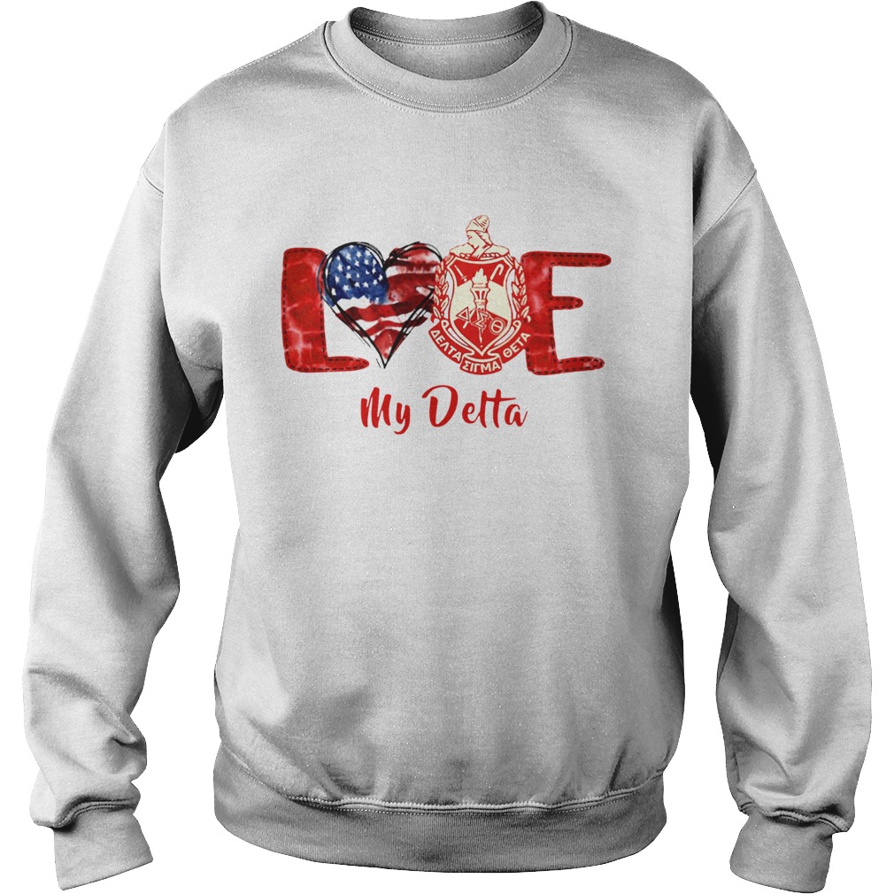 Love Heart American Flag Delta Sigma Theta Sweatshirt