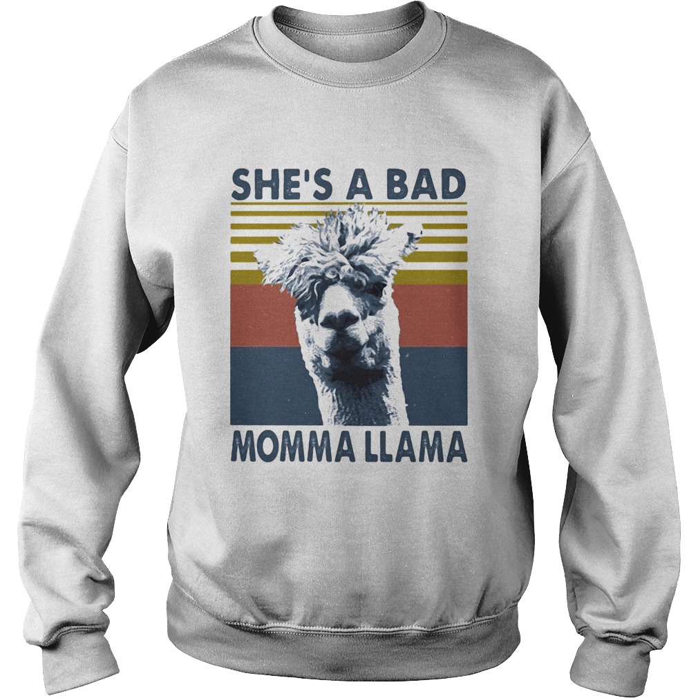 SHES A BAD MOMMA LLAMA VINTAGE RETRO Sweatshirt