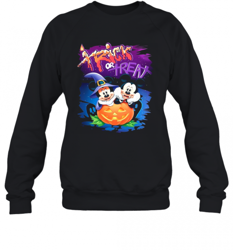 Minnie And Mickey Mouse Trick Or Treat Happy Halloween T-Shirt Unisex Sweatshirt