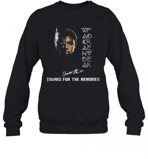 Rip Chadwick Boseman Black Father 1977 2020 Signature Thank You For The Memories T-Shirt Unisex Sweatshirt