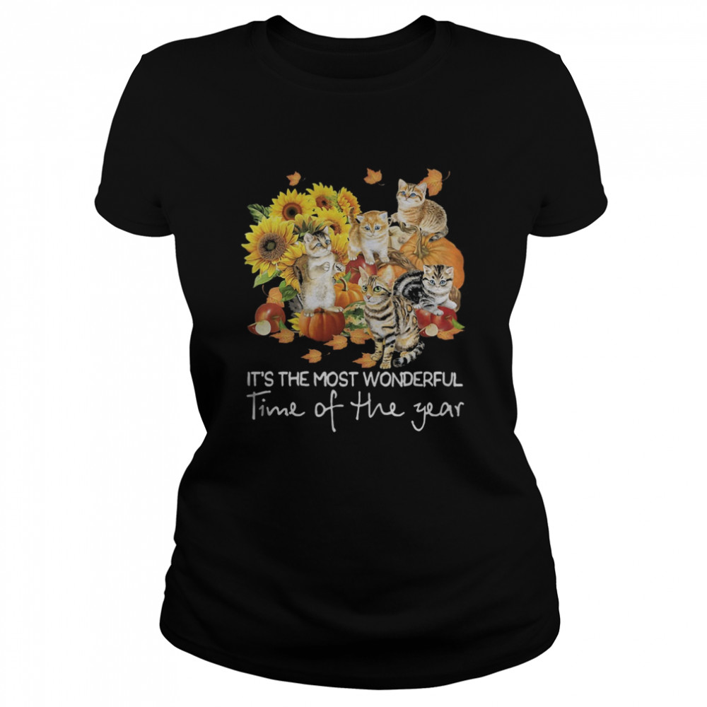 Cats it’s the most wonderful time of the year sunflowers leaves tree Classic Women's T-shirt