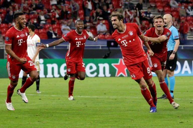 Martinez header hands Bayern Munich UEFA Super Cup victory