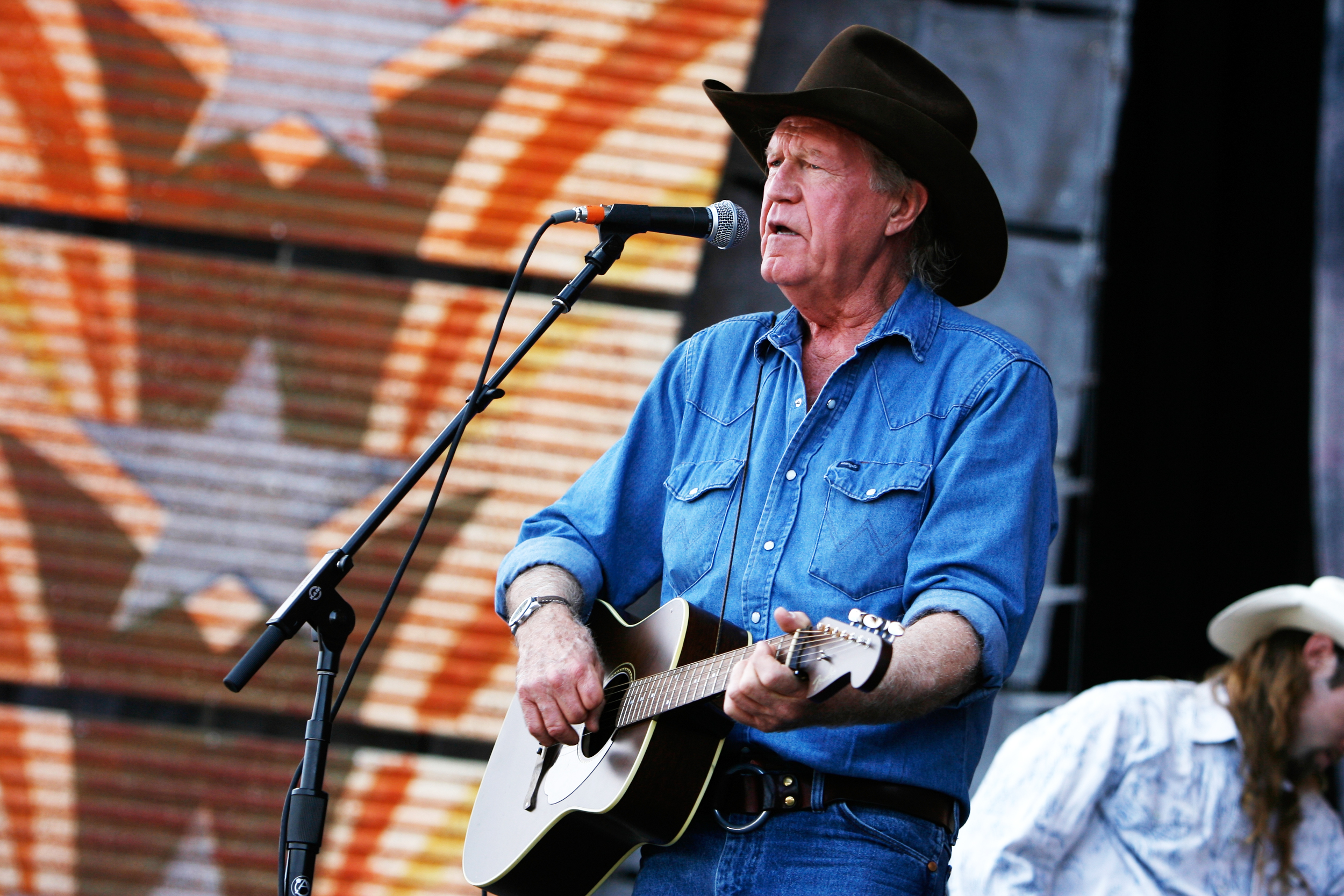 Billy Joe Shaver, singer-songwriter and hero of ‘outlaw’ country, dies at 81