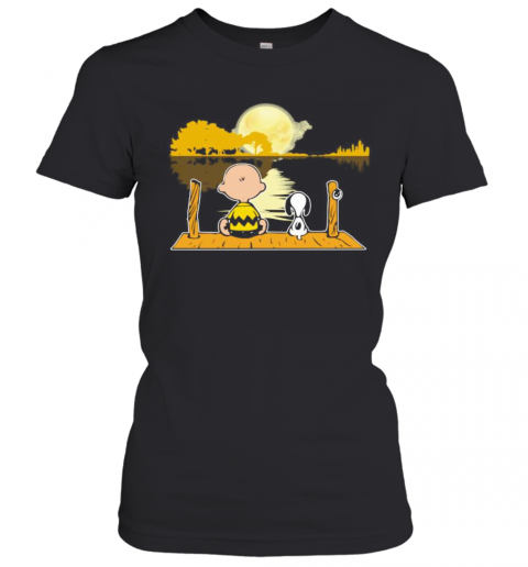 Charlie Brown And Snoopy Sightseeing River Guitar T-Shirt Classic Women's T-shirt
