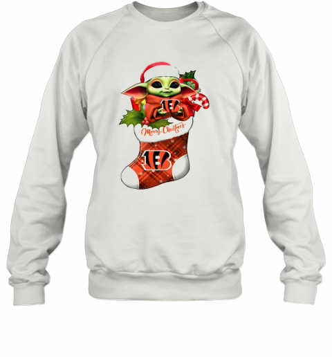 Baby Yoda Hug Cincinnati Bengals Ornament Merry Christmas 2020 T-Shirt Unisex Sweatshirt