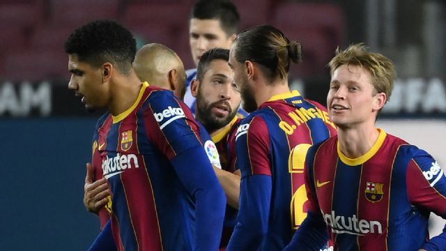 Alba, De Jong steer Barcelona over La Liga leaders Real Sociedad
