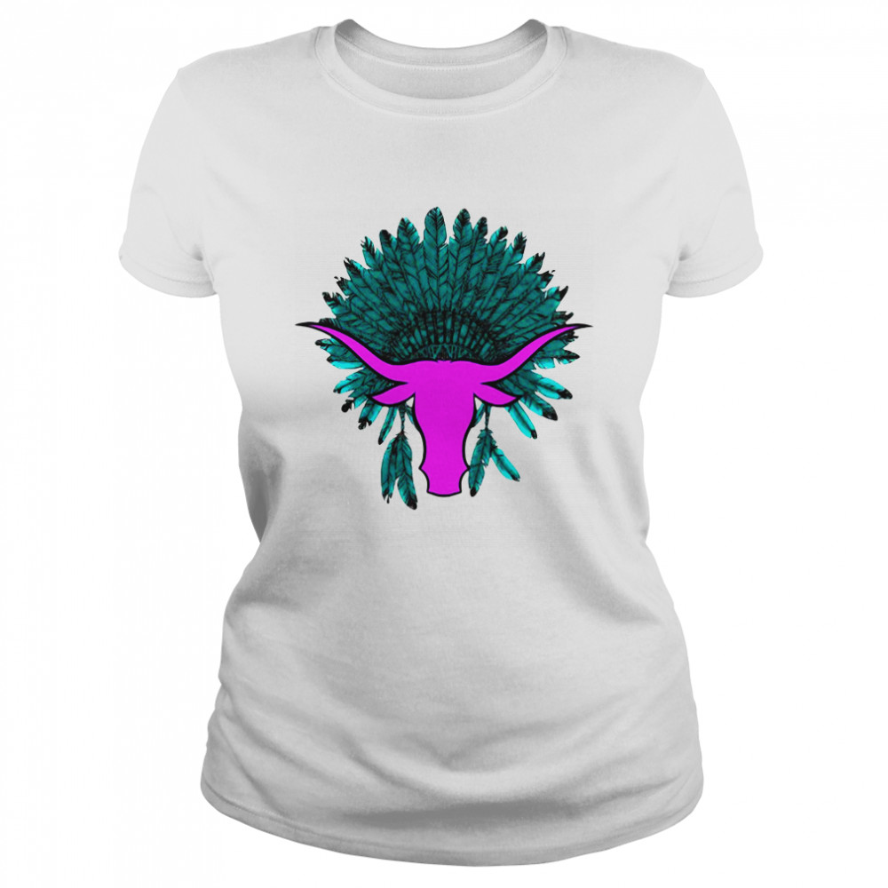 Native American Hat With Cattle Classic Women's T-shirt