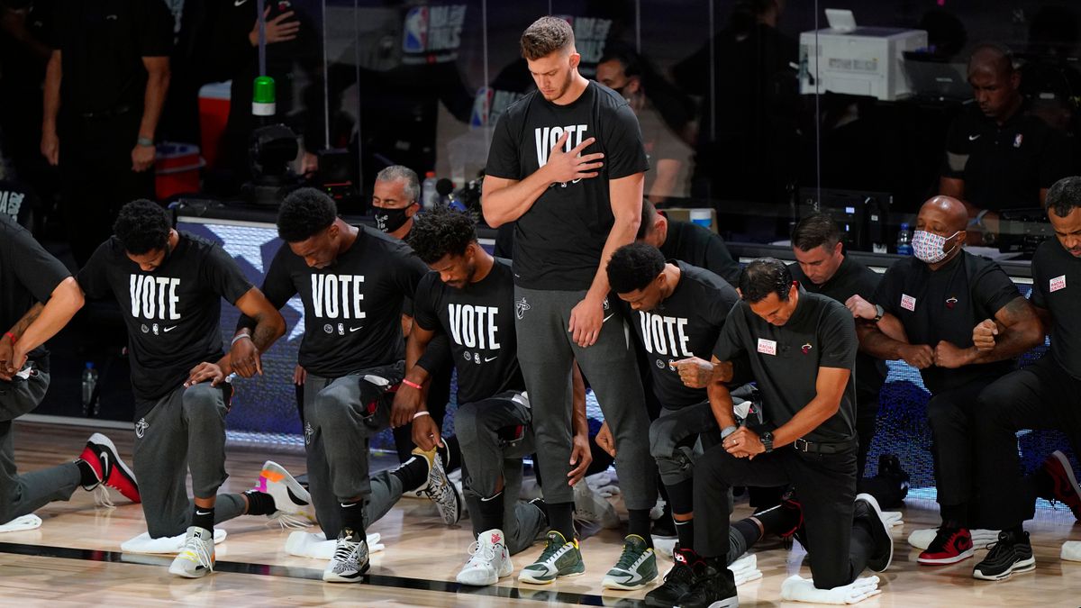Heat’s Meyers Leonard apologizes for anti-Jewish slur uttered during video-game play | Video
