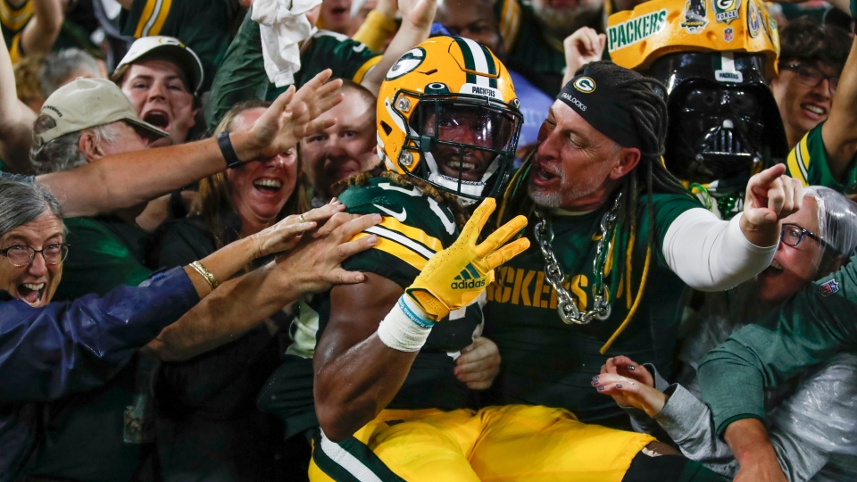 Packers dominate 2nd half, bounce back to beat Lions 35-17