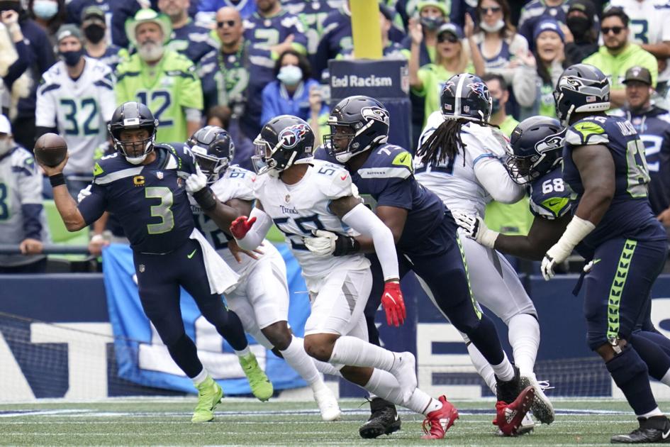 Seahawks’ stumble was collective breakdown in fourth quarter