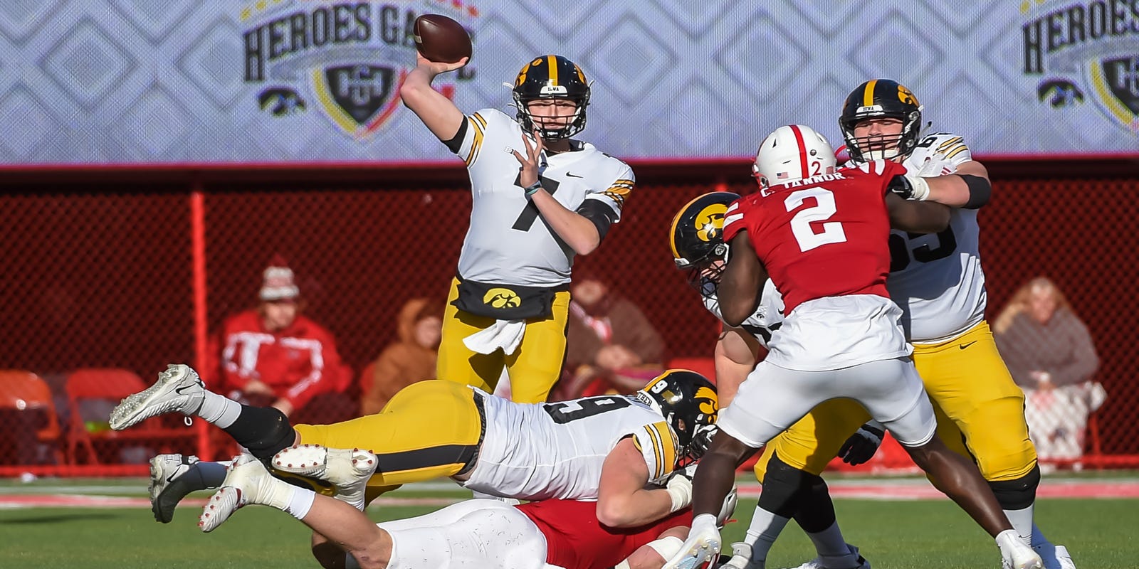 Iowa football mailbag: How serious was the Hawkeyes’ rumored flu outbreak?