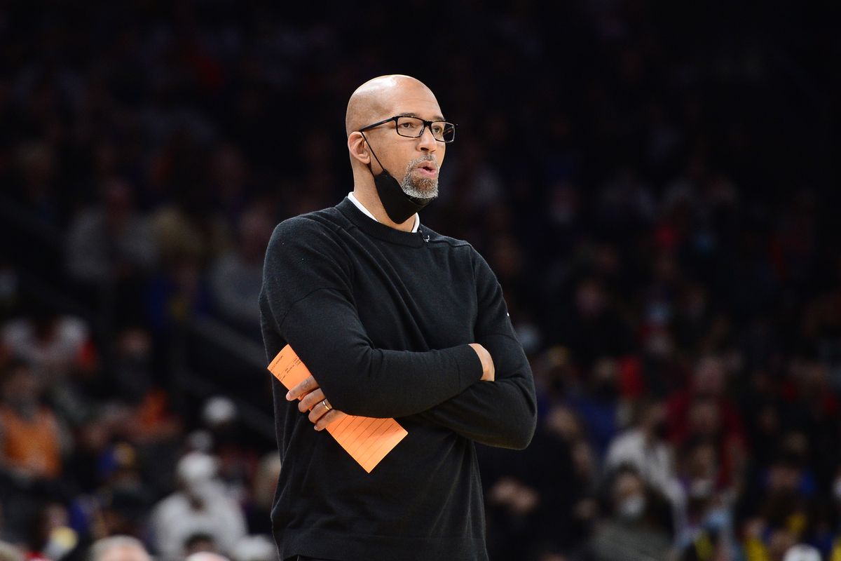 Phoenix Suns: Monty Williams, Deandre Ayton placed under NBA COVID health and safety protocols