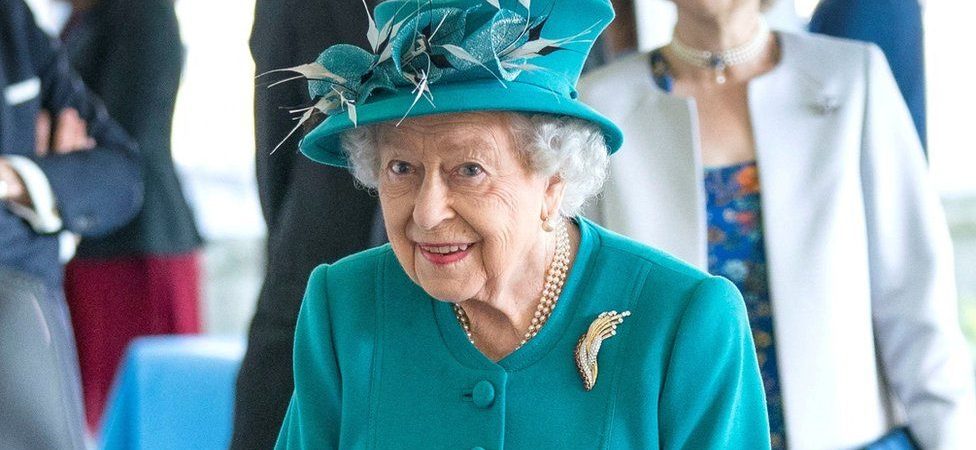 Queen Elizabeth cancels all virtual engagements for the day as her mild Covid symptoms persist.