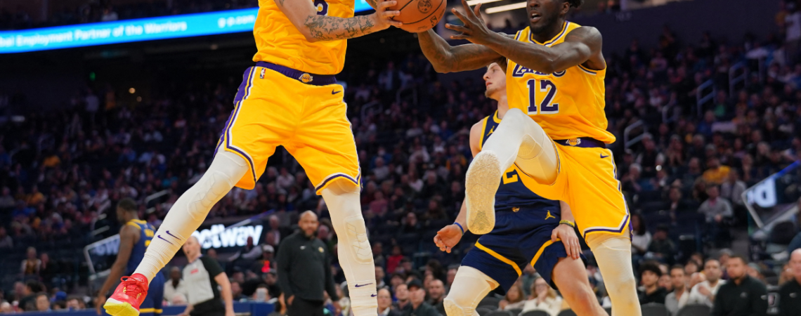 Lakers face Spurs, look to rebound from misstep